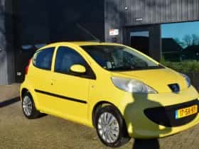 Peugeot 107 (2006)
