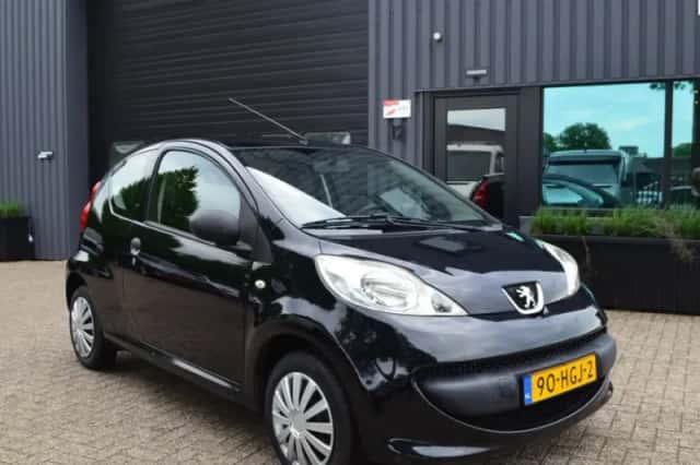 Peugeot 107 (2008) thumbnail 1