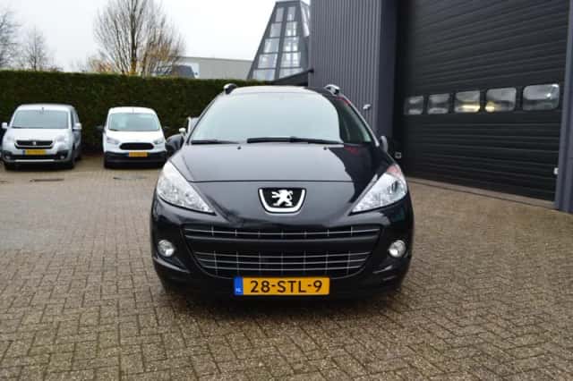 Peugeot 207 (2011) thumbnail 3