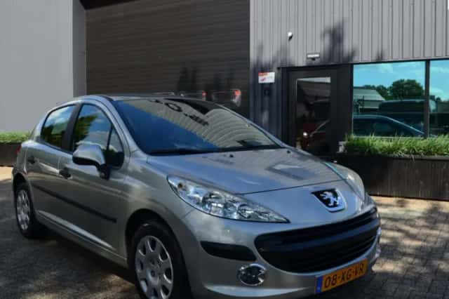 Peugeot 207 (2007) thumbnail 1