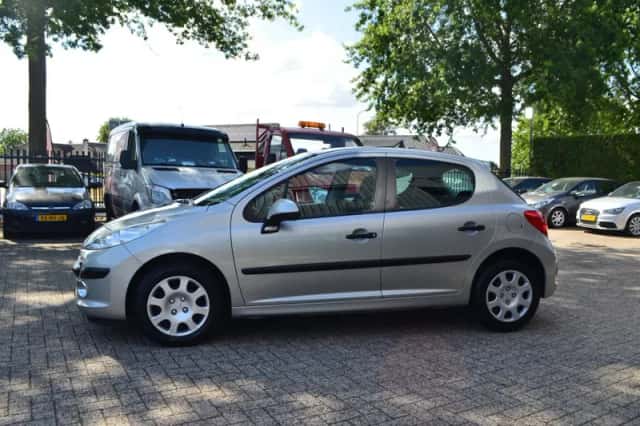 Peugeot 207 (2007) thumbnail 4