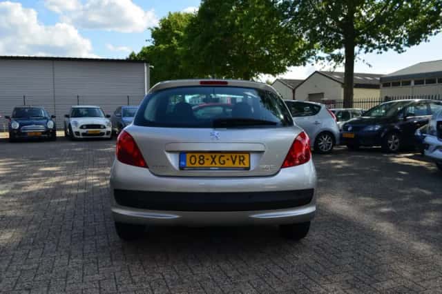 Peugeot 207 (2007) thumbnail 5