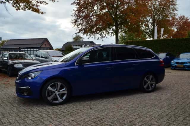Peugeot 308 (2018) thumbnail 4