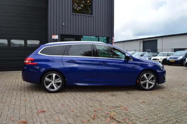 Peugeot 308 (2018) thumbnail 6