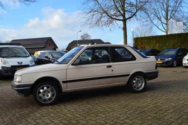 Peugeot 309 (1989) thumbnail 4