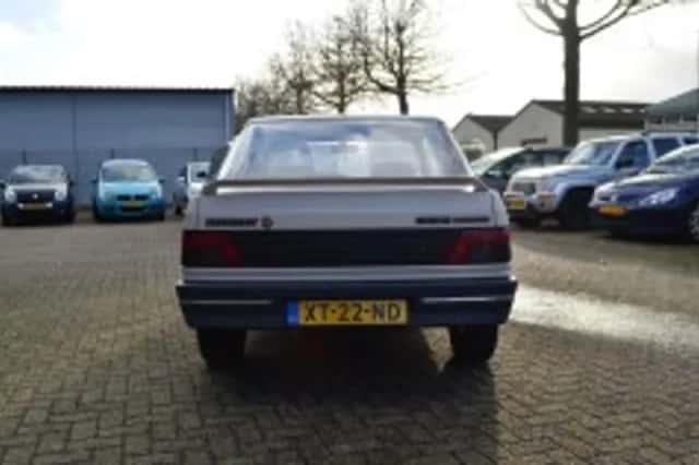 Peugeot 309 (1989) thumbnail 5