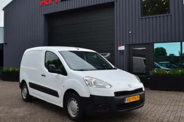 Peugeot Partner (2013) thumbnail 1