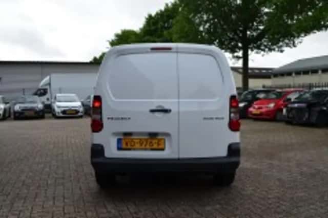 Peugeot Partner (2013) thumbnail 5