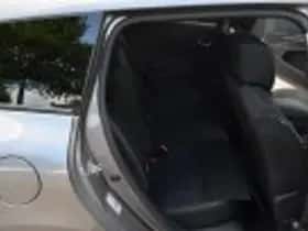 Renault Clio (2016) thumbnail 29