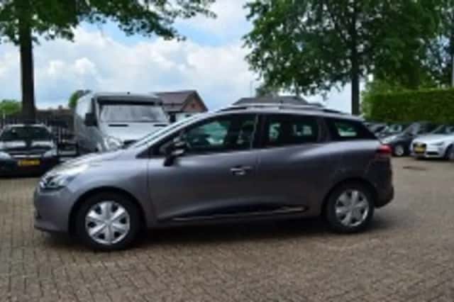 Renault Clio (2013) thumbnail 4