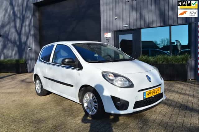 Renault Twingo (2011) thumbnail 2