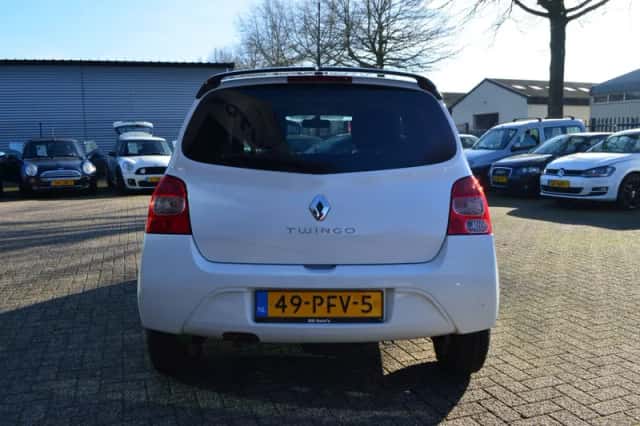 Renault Twingo (2011) thumbnail 5