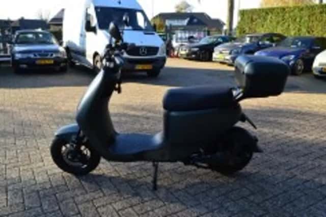 Senzo Bromscooter Balance (2024) thumbnail 4