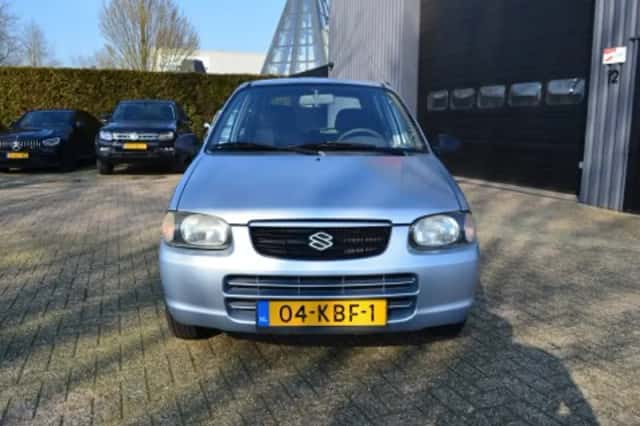 Suzuki Alto (2003) thumbnail 3