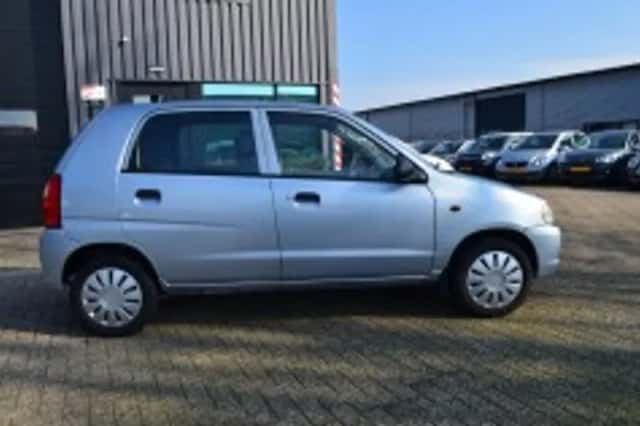 Suzuki Alto (2003) thumbnail 6