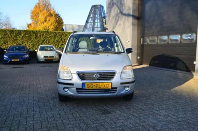 Suzuki Wagon R (2000) thumbnail 3