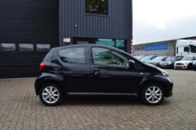 Toyota Aygo (2008) thumbnail 6