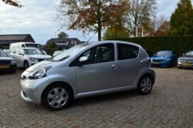 Toyota Aygo (2006) thumbnail 4