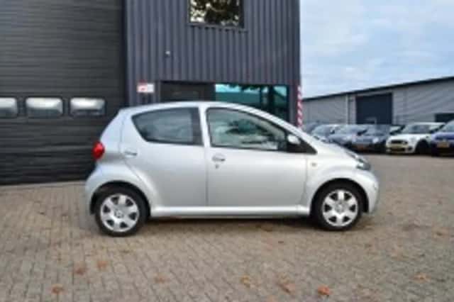 Toyota Aygo (2006) thumbnail 6