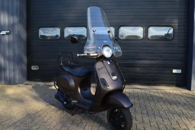 Vespa Bromscooter S (2012) thumbnail 1