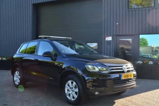 Volkswagen Touareg (2013) thumbnail 1