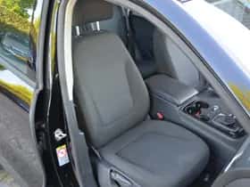 Volkswagen Touareg thumbnail 18