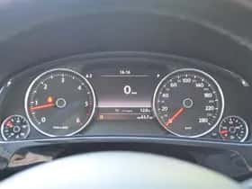 Volkswagen Touareg thumbnail 21
