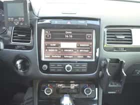 Volkswagen Touareg thumbnail 22