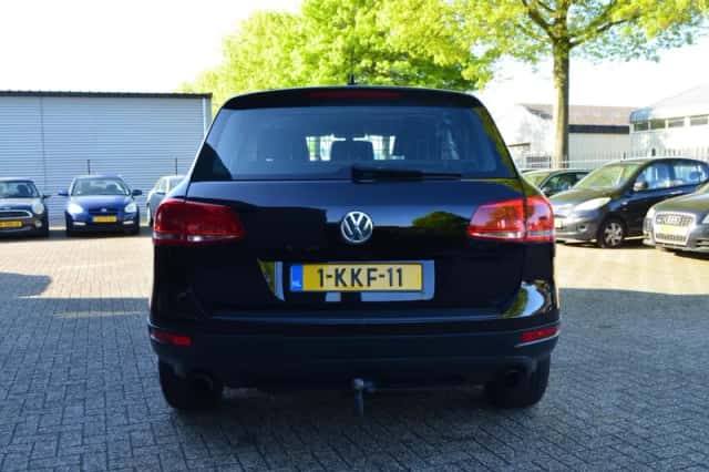 Volkswagen Touareg (2013) thumbnail 5