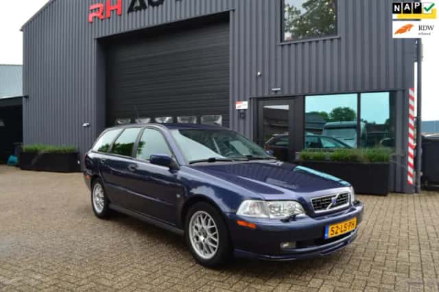 Volvo V40 (2003) thumbnail 2