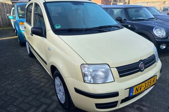 Fiat Panda (2008) thumbnail 2