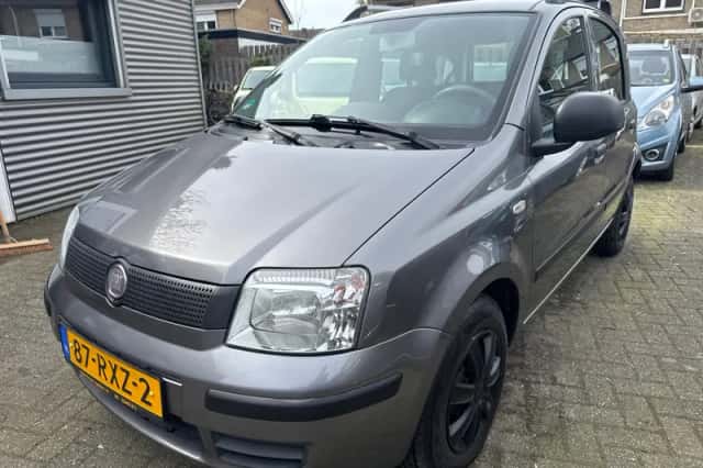 Fiat Panda (2011) thumbnail 1