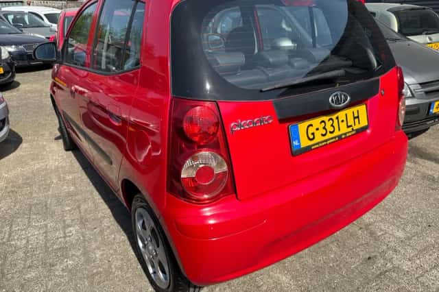 Kia Picanto (2009) thumbnail 4