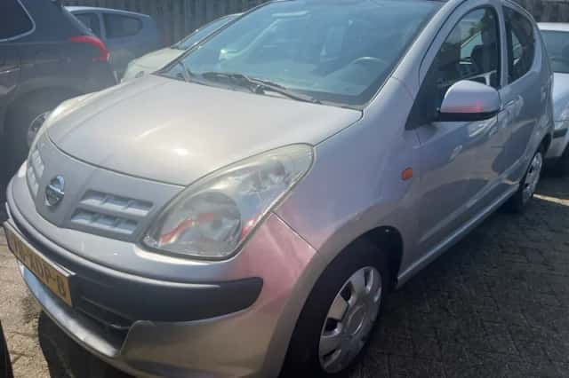 Nissan Pixo (2011) thumbnail 1
