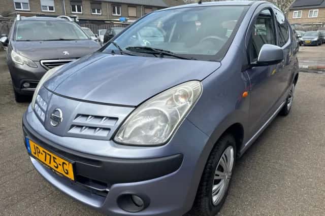 Nissan Pixo (2009) thumbnail 1