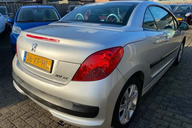 Peugeot 207 (2007) thumbnail 3