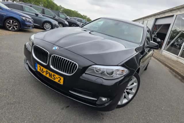 BMW 5-Serie (2011) thumbnail 3