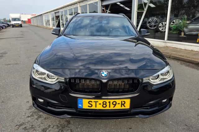 BMW 3-Serie (2018) thumbnail 4