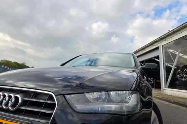 Audi A4 (2014) thumbnail 6