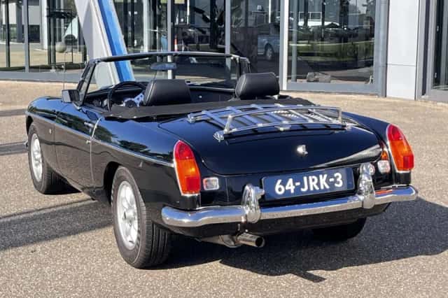 MG MGB (1979) thumbnail 6