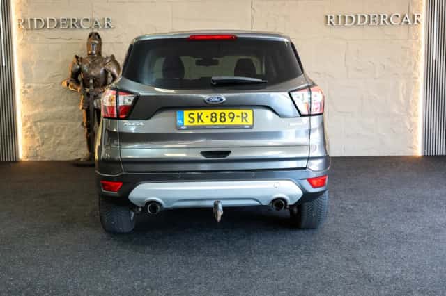 Ford Kuga (2017) thumbnail 6