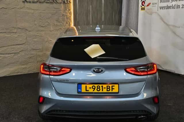 Kia Ceed (2021) thumbnail 6