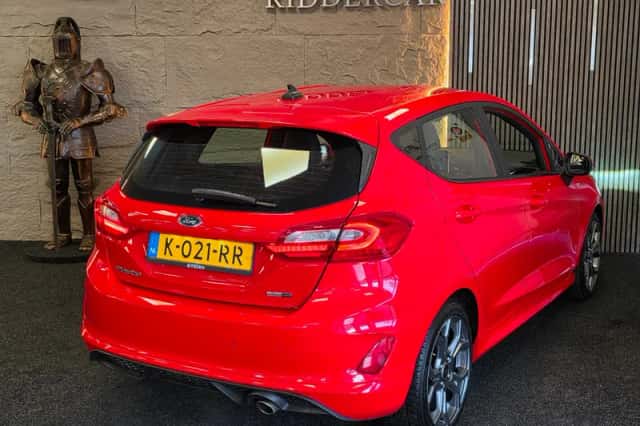 Ford Fiesta (2021) thumbnail 2