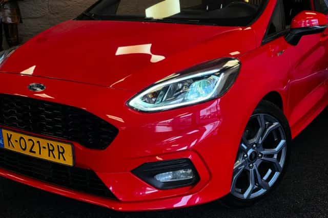 Ford Fiesta (2021) thumbnail 5