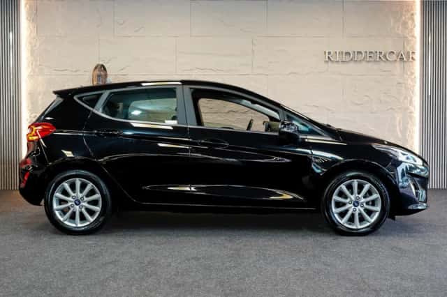 Ford Fiesta (2019) thumbnail 4