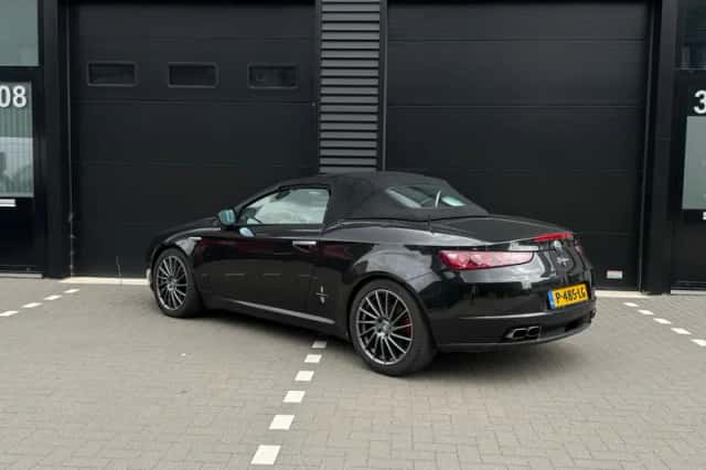Alfa Romeo Spider (2007) thumbnail 3