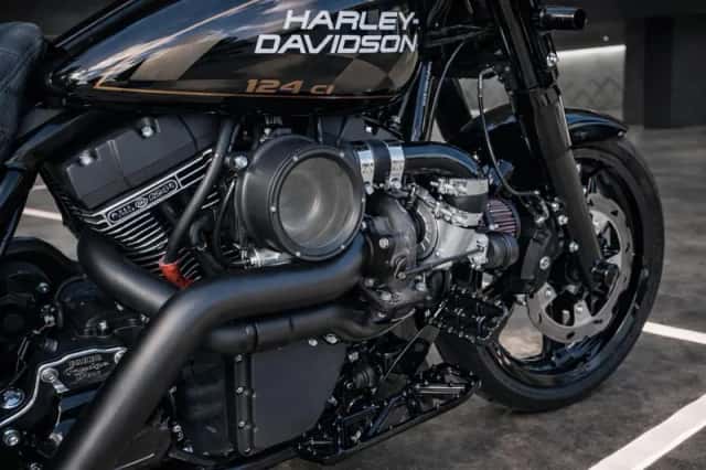 Harley Davidson Tour (2016) thumbnail 13