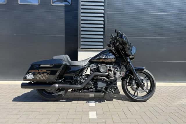 Harley Davidson Tour (2016) thumbnail 5