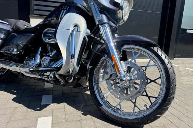 Harley Davidson Tour (2017) thumbnail 7
