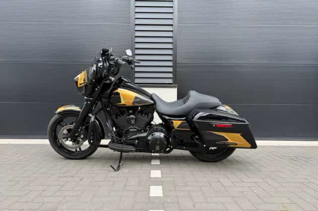 Harley Davidson Tour (2016) thumbnail 2